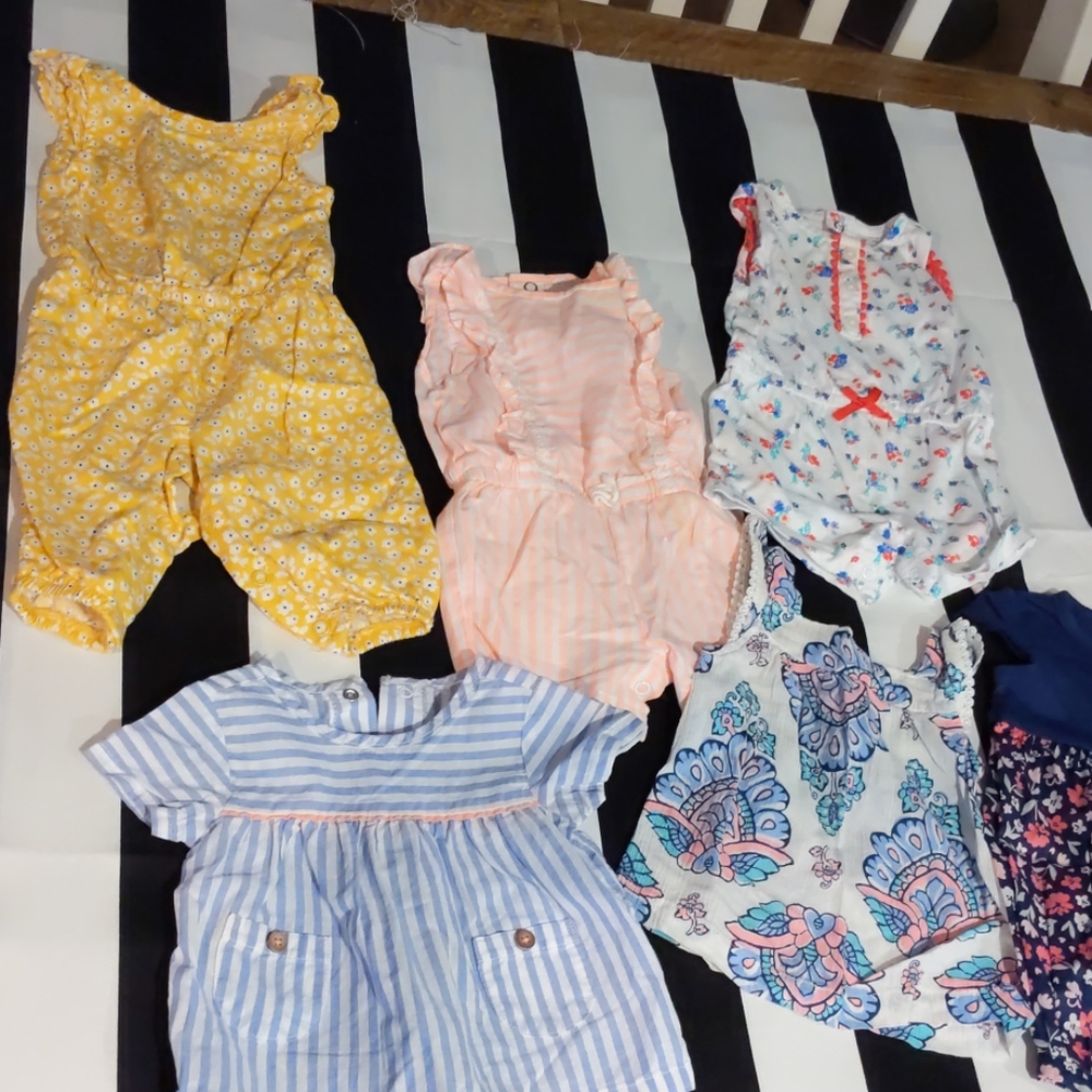 Starting out carters - Picture 2 of 3